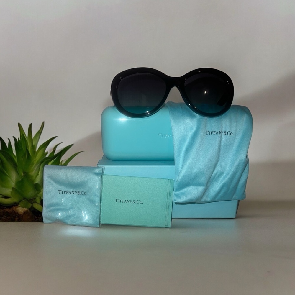Tiffany & Co Return to Tiffany Heart Tag Sunglasses-BNIB